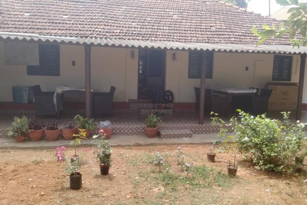 A Quaint Cottage With Rajah'S Seat View. Madikeri Dış mekan fotoğraf